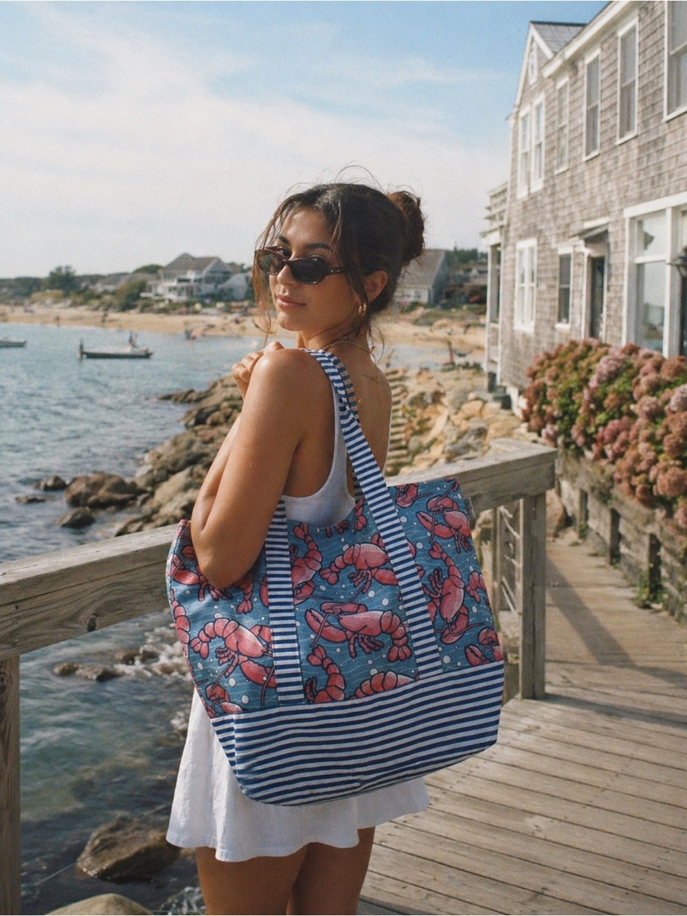 Vineyard Vines x Target Large Lobster Tote Blue Stripe Beach Coastal Preppy